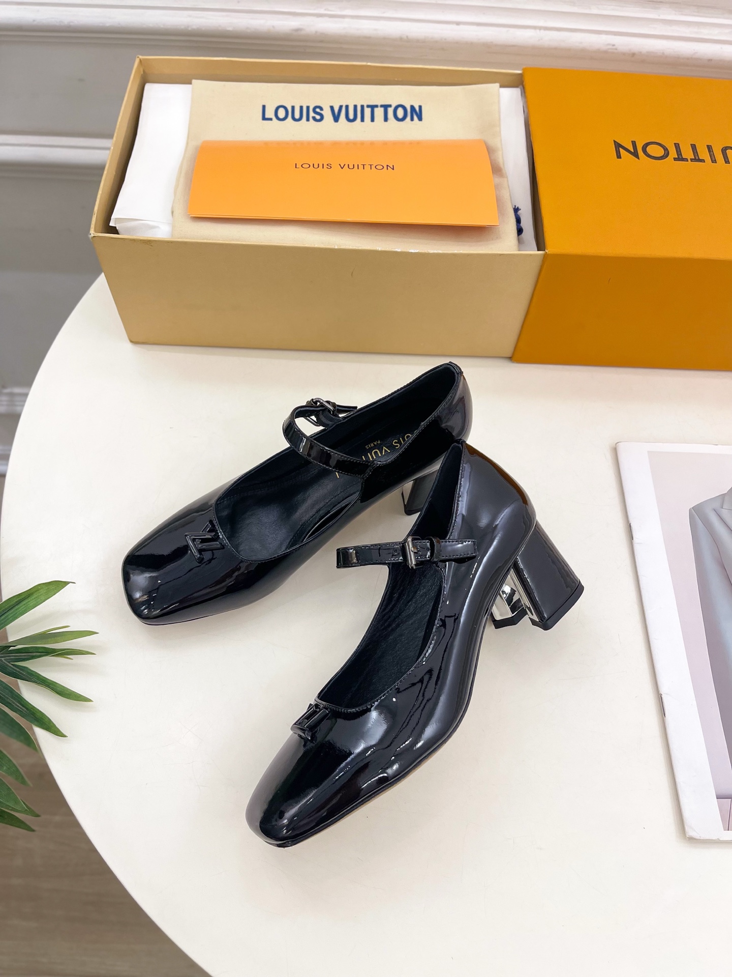 Women's high heels